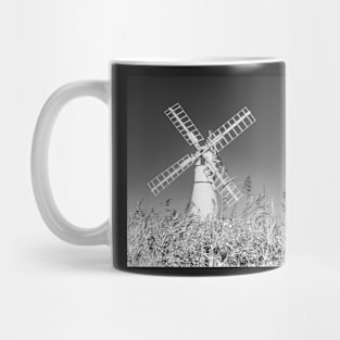 Thurne Mill in rural Norfolk, UK Mug